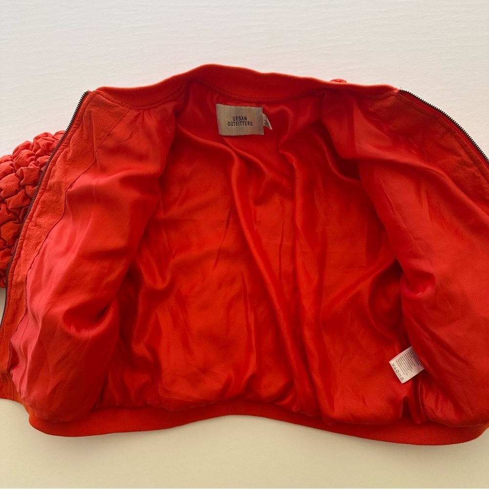 Urban Outfitters UO Bao Bubble Bomber Jacket Size Medium Orange - Picture 6 of 14